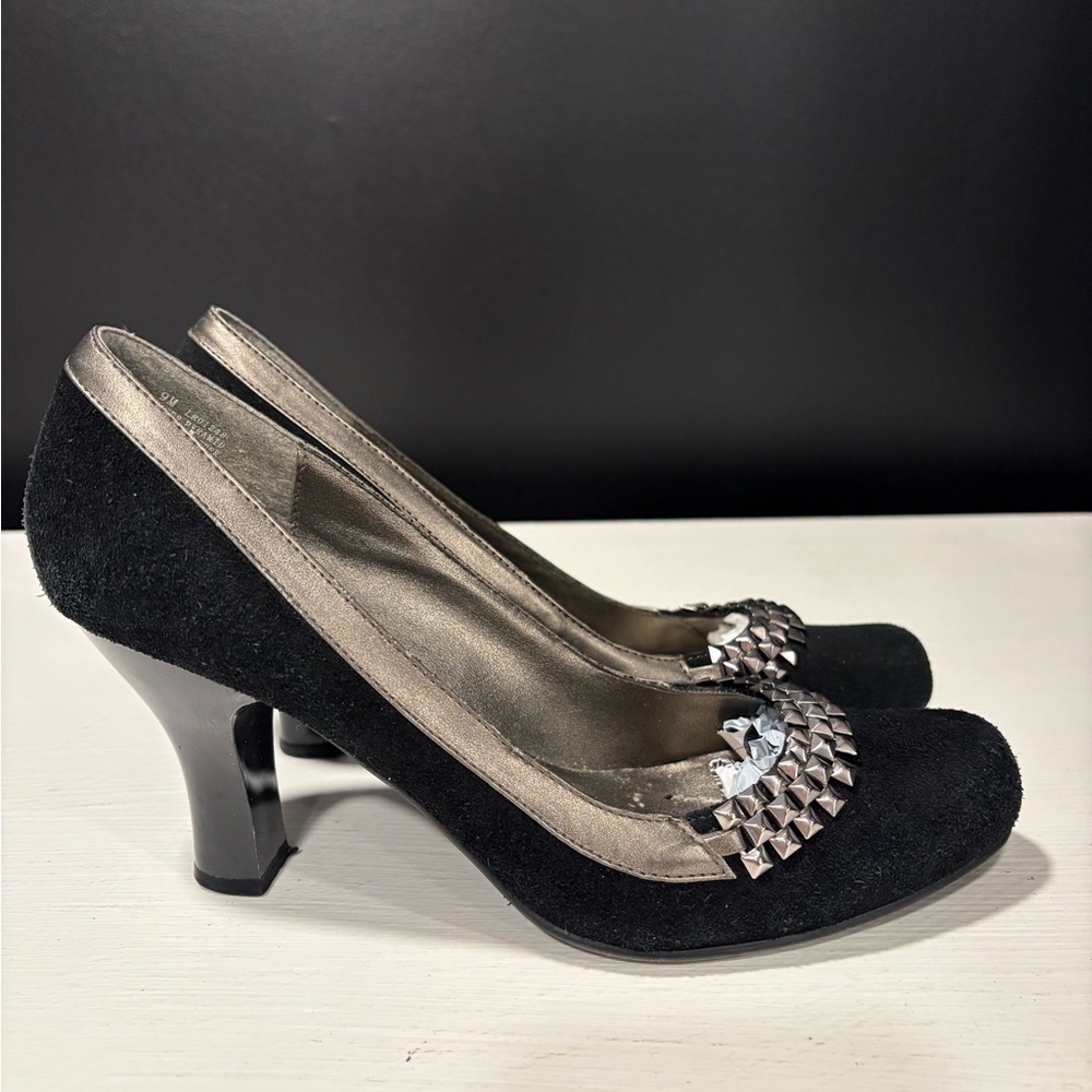Elegant Black Velvet Women's Heels